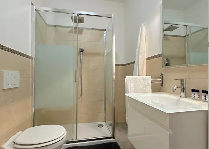 Demetra Apartment شقة *